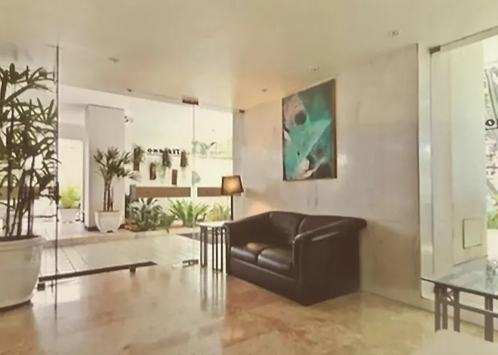 Ocean Breeze - 3 Quartos, 2 Banheiros, Garagem, Ar Condicionado, Moderno, Silencioso, Andar Alto, Vista Livre, Internet 250mbps, 2 TVs Smart, Praia Ipanema, Metro, Porteiros 24 Hrs e Segurança 24Hrs, 2 Elevadores Rio de Janeiro